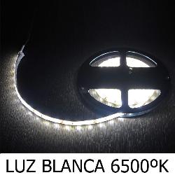 TIRA LED ADHESIVA CON 180 LEDS 14,4 W 12 V.  6500 ºK LUZ BLANCA IP 65 3 METROS. 